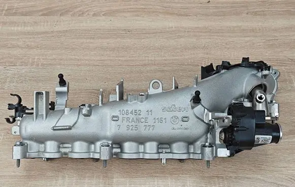 BMW 4 G22 G23 G24 G26 Intake manifold 7925777 8570791