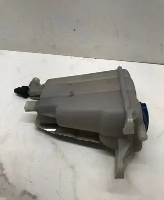 Audi A5 8T 8F Coolant expansion tank/reservoir 8K0121405E