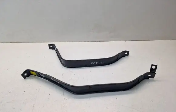 KIA Ceed Fuel tank mounting bracket 31211CR000 31210CR000