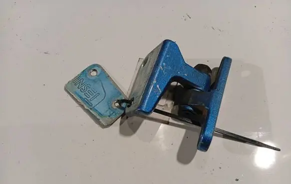 Mercedes-Benz A W169 Rear door lower hinge 454LID2