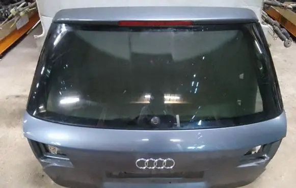 Audi A4 S4 B7 8E 8H Tailgate/trunk/boot lid 