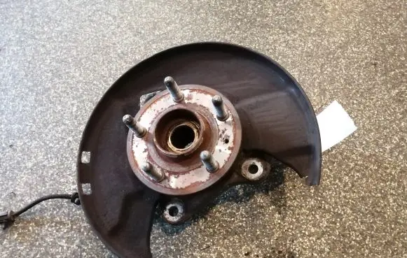 Opel Insignia A Front wheel hub