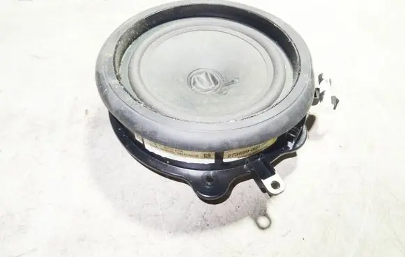 Audi A3 S3 A3 Sportback 8P Front door speaker 8E0035411B