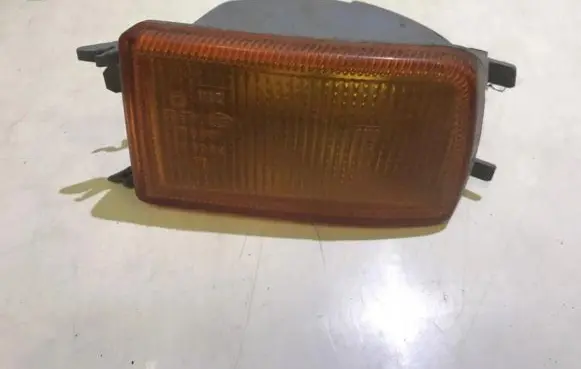 Volkswagen Golf III Front indicator light 1h0953156b