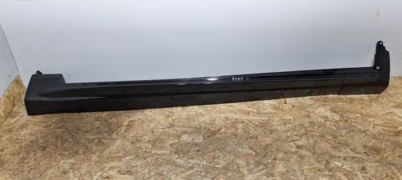 Volvo XC90 Sill 31672370
