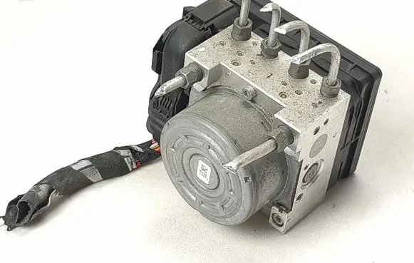 Dacia Lodgy ABS Pump 476600078R 260623HR0940 28515242123