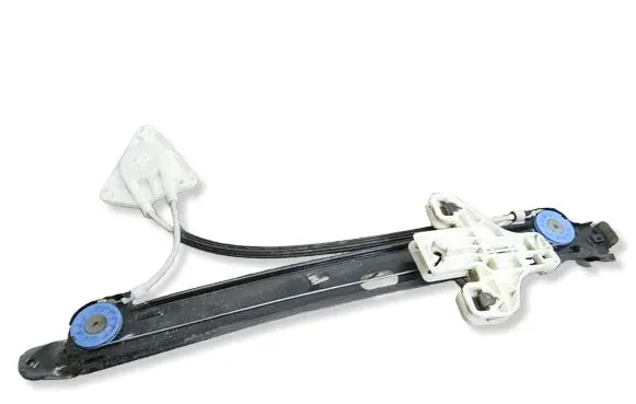Seat Altea XL Rear window lifting mechanism without motor 