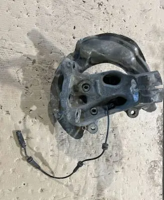 BMW 1 F20 F21 Front wheel hub spindle knuckle 6792286
