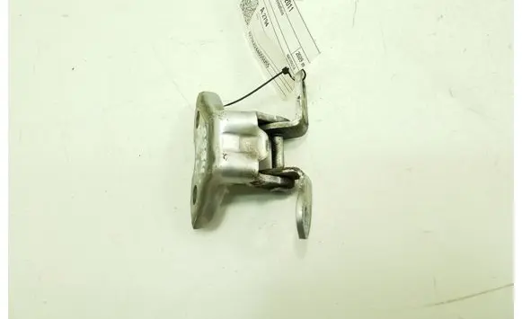 Toyota Yaris Rear door upper hinge 6876005020