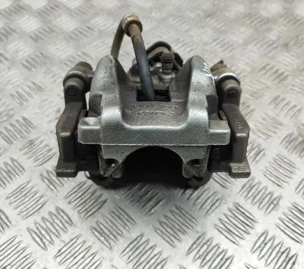 Volvo XC90 Rear brake caliper 32217363 32301473