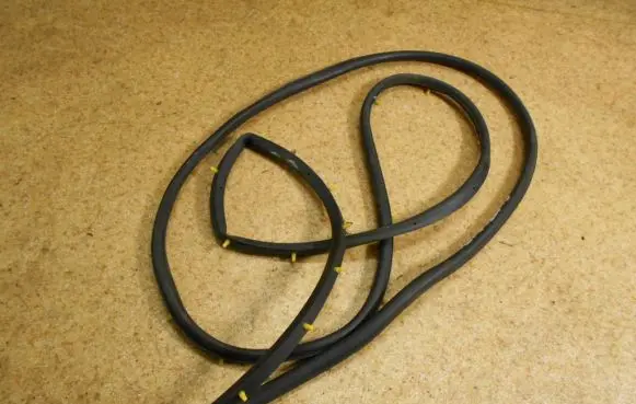 Maserati Quattroporte Rubber seal rear door 