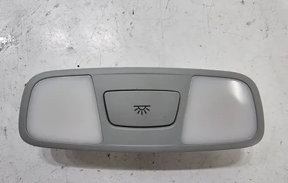 Audi A3 S3 8V Rear seat light 8V0947111 R049ET1