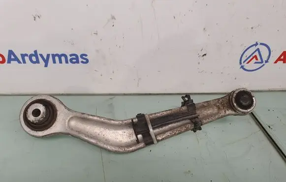 Rear control arm