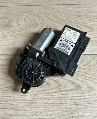 Audi A4 S4 B7 8E 8H Rear door window regulator motor 8E0959802A 5WK47011BBF 105849103