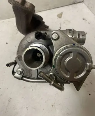 Nissan Juke I F15 Turbo 144108762R 4937305001 14053102571