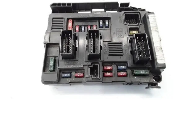 Citroen C5 Fuse module