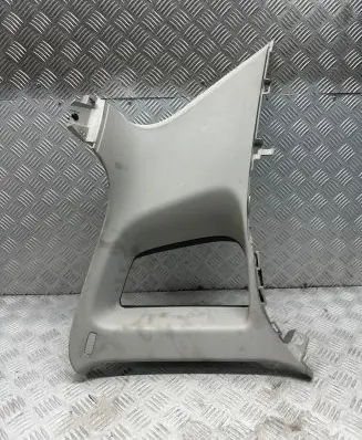 Volkswagen Tiguan (C) pillar trim 5N0867288 6453