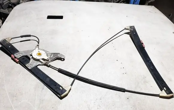 Audi A6 S6 C5 4B Front door manual window regulator 4B0837397C