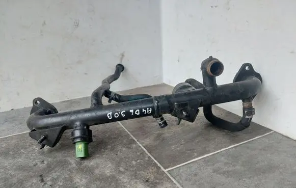 Audi A4 S4 B6 8E 8H Engine coolant pipe/hose 06C121188A