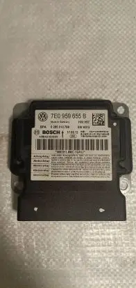 Volkswagen Caddy Airbag control unit/module 7E0959655B 0285010798