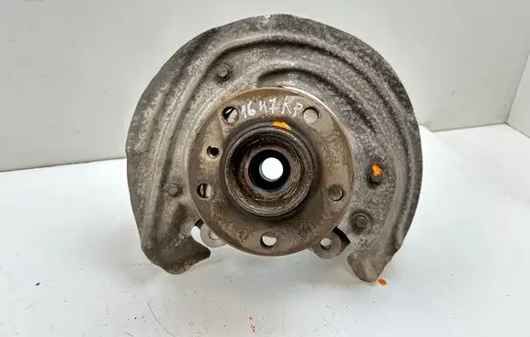 BMW 1 F20 F21 Front wheel hub 19878810