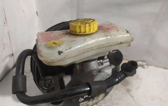 Audi A6 S6 C6 4F Brake booster 4F0612105N