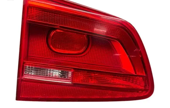 Volkswagen Touran II Tailgate rear/tail lights 176443 176452