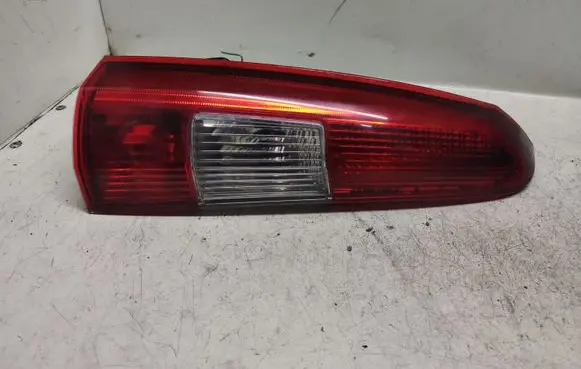 Volvo V70 Rear/tail lights