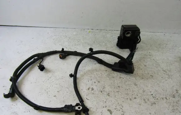 Hyundai i30 Positive cable (battery) 91850-A6060