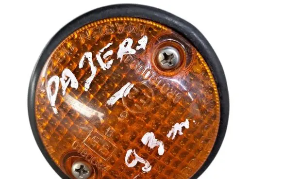 Mitsubishi Pajero Front fender indicator light 6R0190094