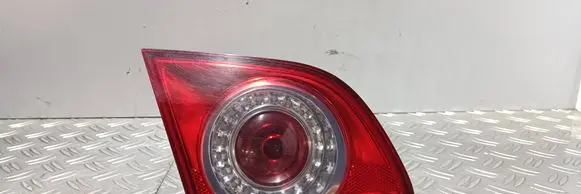 Volkswagen PASSAT B6 Tailgate rear/tail lights 3C5945093