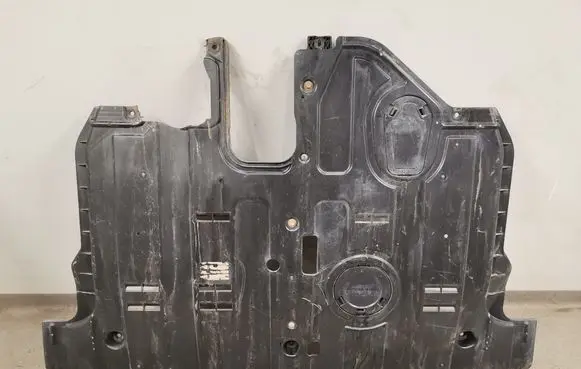 Engine splash shield/under tray