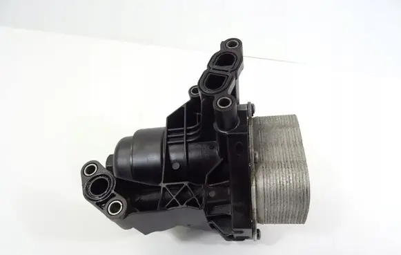 Audi A3 S3 8V Engine oil radiator 03N117021