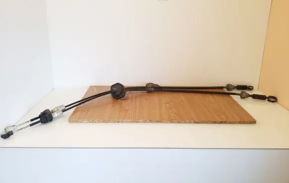 Honda CR-V Gear shift cable linkage