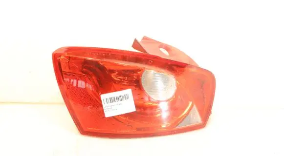 Seat Ibiza IV (6J,6P) Rear/tail lights