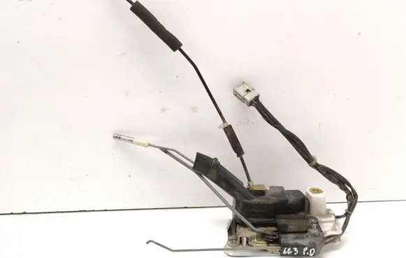 Honda Legend III KA9 Front door lock