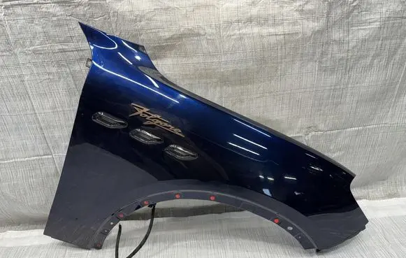 Maserati Grecale Fender M182