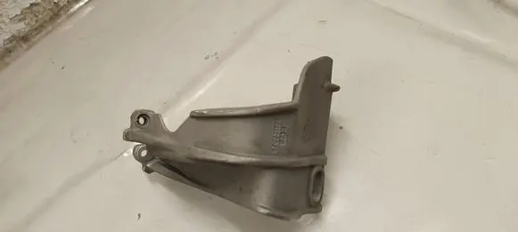 Maserati Grecale Engine mounting bracket 670221109