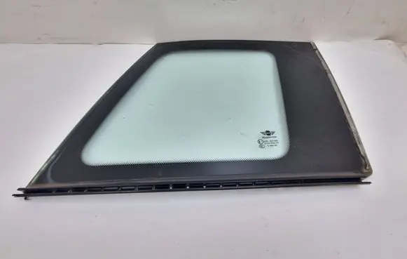 Mini Cooper Countryman R60 Rear side window 43R001583 E000199 DOT682M3232AS2