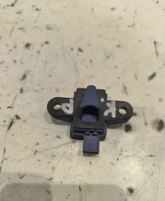Mercedes-Benz E W212 Airbag deployment crash/impact sensor A2128205026 5WK43873