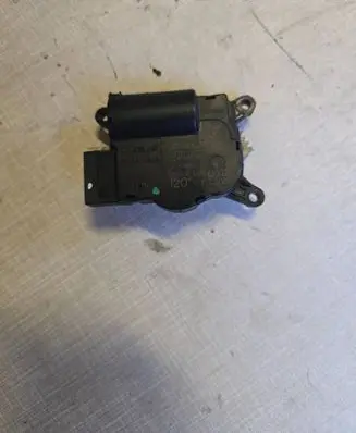 Volkswagen Sharan Air flap motor/actuator 52411483R06 3093694 280512D05