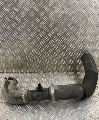 Intercooler hose/pipe