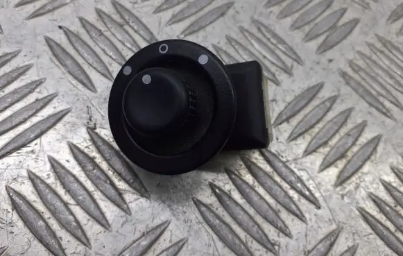 Renault Scenic II - Grand scenic II Wing mirror switch