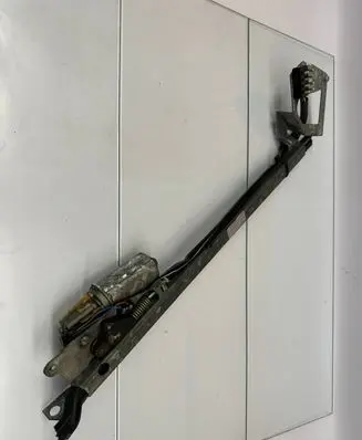 Mercedes-Benz 380 560SEC C126 Front seatbelt 0008500082 0132004300