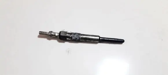 Volkswagen Touareg I Glow plug y741u 11vk27x