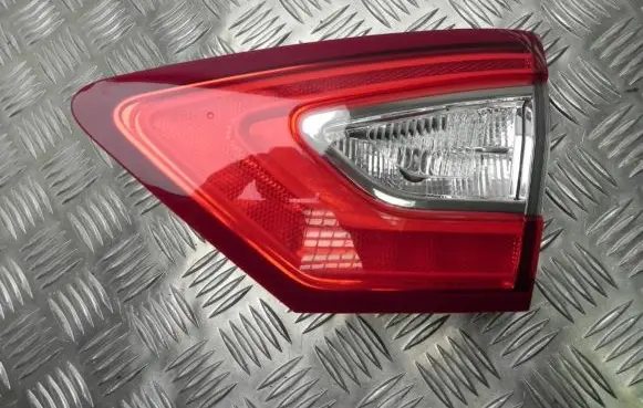Ford Fusion Rear/tail lights DS7313A602BE A901