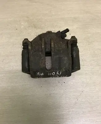 Renault Megane II Front brake caliper