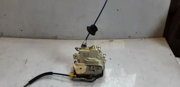 Audi A8 S8 D4 4H Rear door lock 8K0839015D