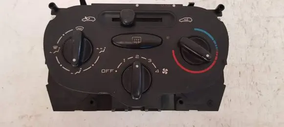 Peugeot 206 Climate control unit 1068901