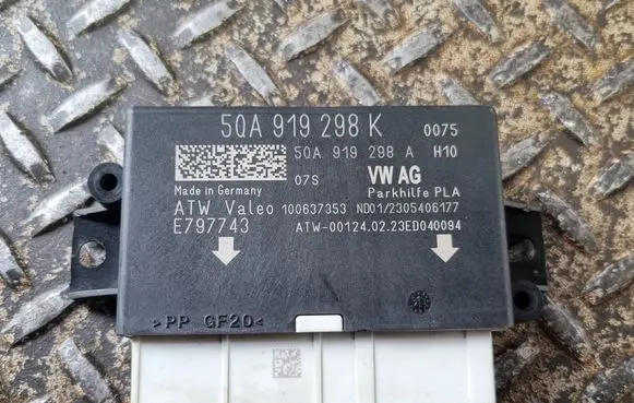 Volkswagen Tiguan Parking PDC control unit/module 5QA919298K